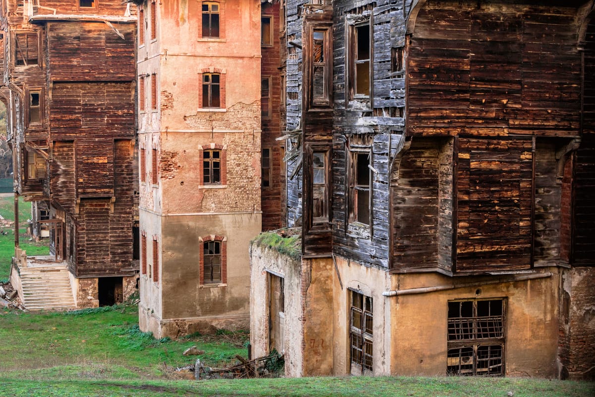 Thousands Of Apartment Buildings At Earthquake Risk